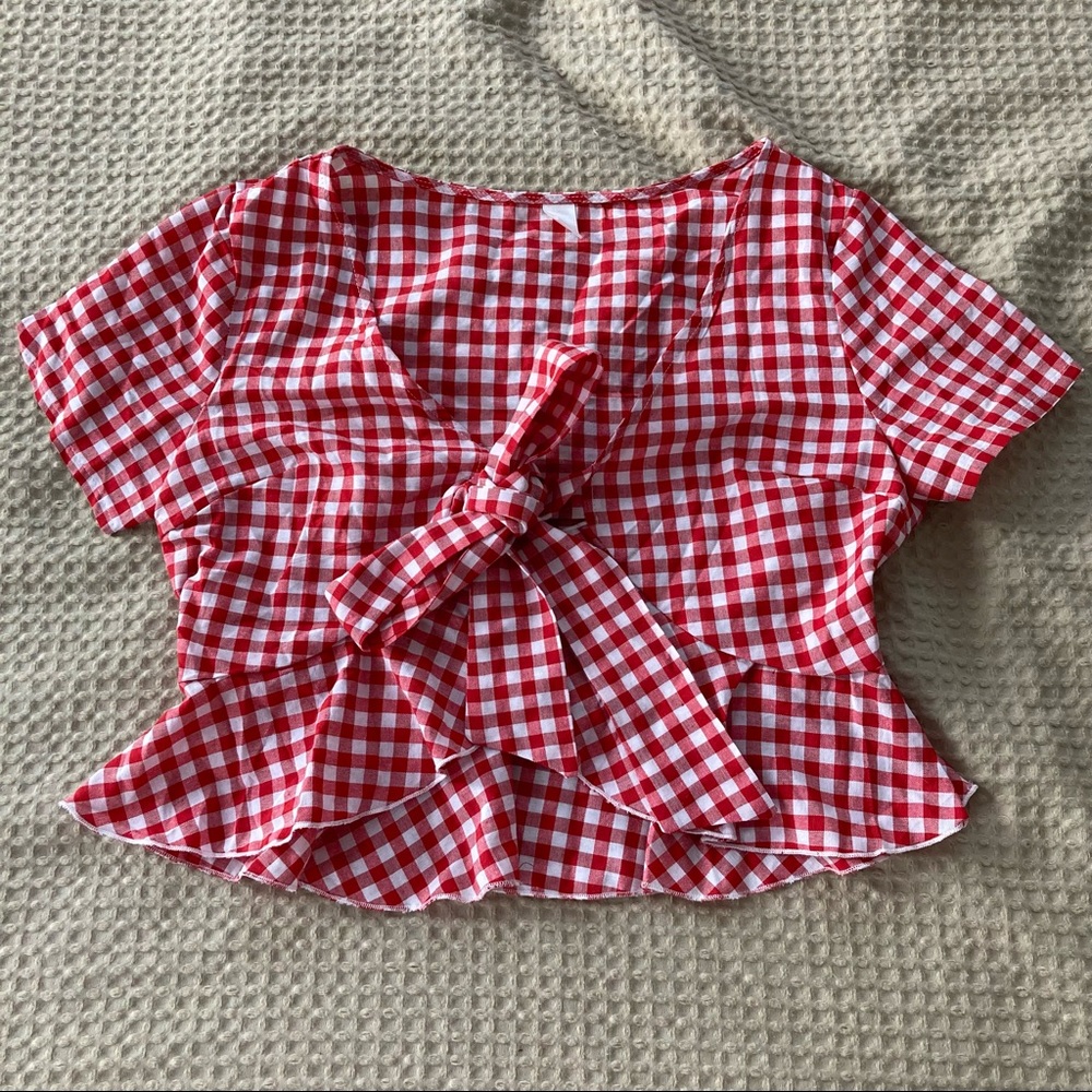 Tie Knot Crop Top